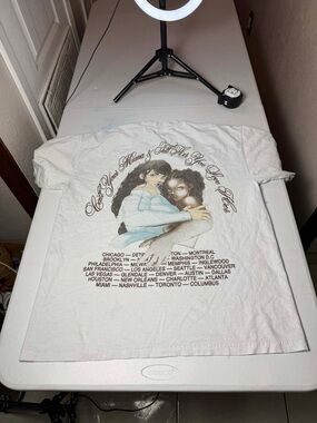 Used stain DRAKE ITS ALL A BLUR TOUR OFFICIAL SHIRT Sz XL